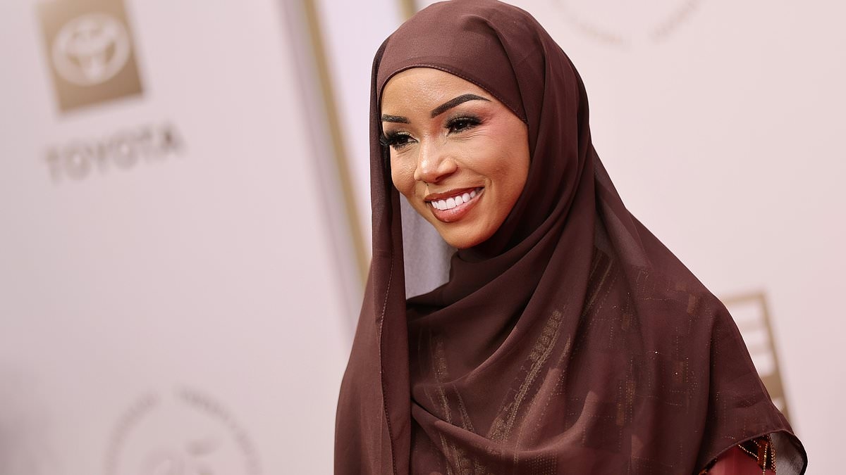 Influencer who converted to Islam now under fire after ditching hijab for raunchy transformation