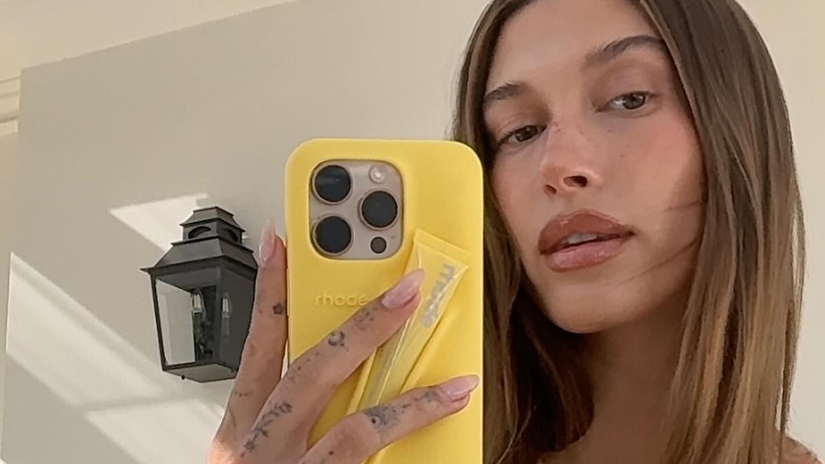 Justin Bieber's four-word message to his wife Hailey after posting alarming 'detox' selfie