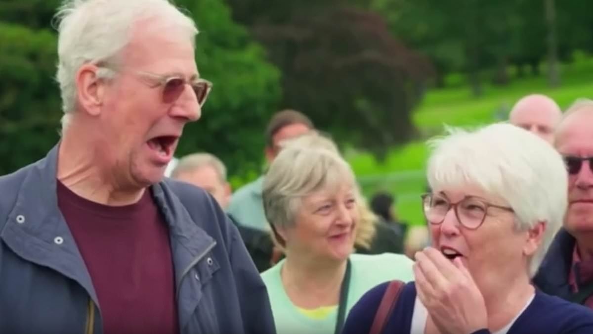 Antiques Roadshow guest warned to tell 'the truth' about 'Kennedy dead' poster that nearly went in the bin