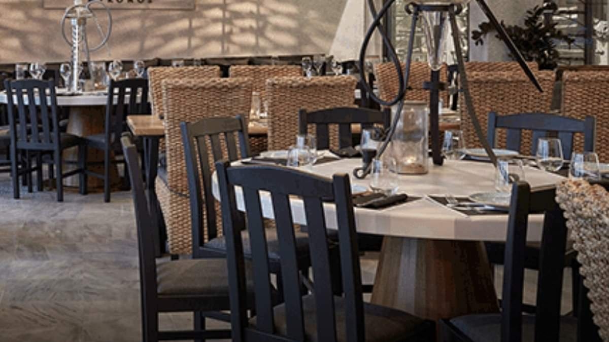 Tourist outraged as notorious bar charges €1000 for three meals - including €350 for one fish