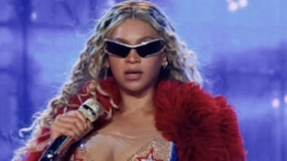 EXCLUSIVE Beyonce makes sexy move of wearing skimpy lingerie on stage... but all is not what it seems