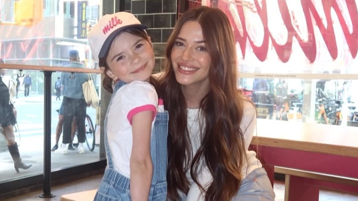 EXCLUSIVE Mom who was fiercely slammed for taking seven-year-old daughter to get spray tan claps back at haters