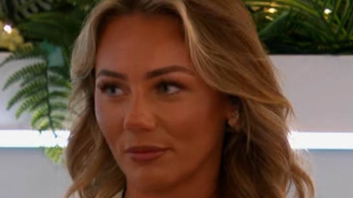 Love Island fans laud Meg for 'FINALLY waking up' to the cracks in her romance with Dejon - as he's tempted to stray in Casa Amor