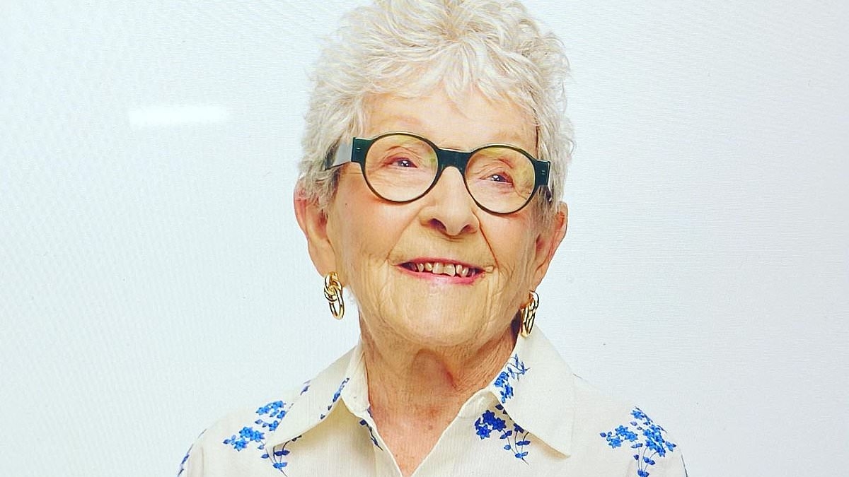Beloved Gogglebox star dead at 96 after health battle - as her last heartbreaking words before she died are revealed