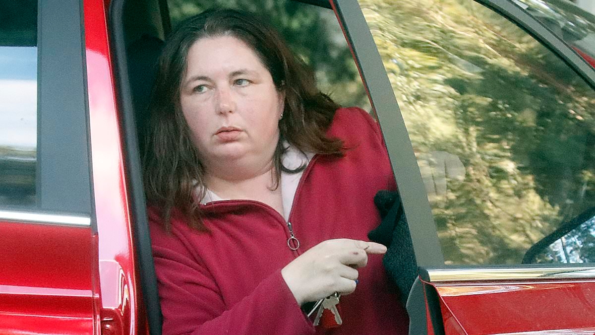 EXCLUSIVE Read mushroom murderer Erin Patterson's savage hate-filled texts about her own mother - whose death made her a multi-millionaire and gave her the home where she served up her deadly beef Wellington lunch