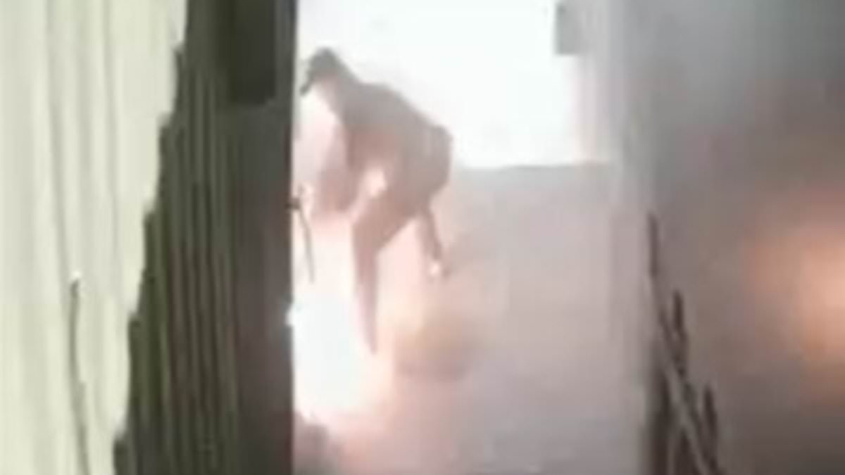 Moment British gang backed by Russian terrorists Wagner Group film themselves setting fire to London warehouse in bid to destroy vital equipment bound for Ukraine