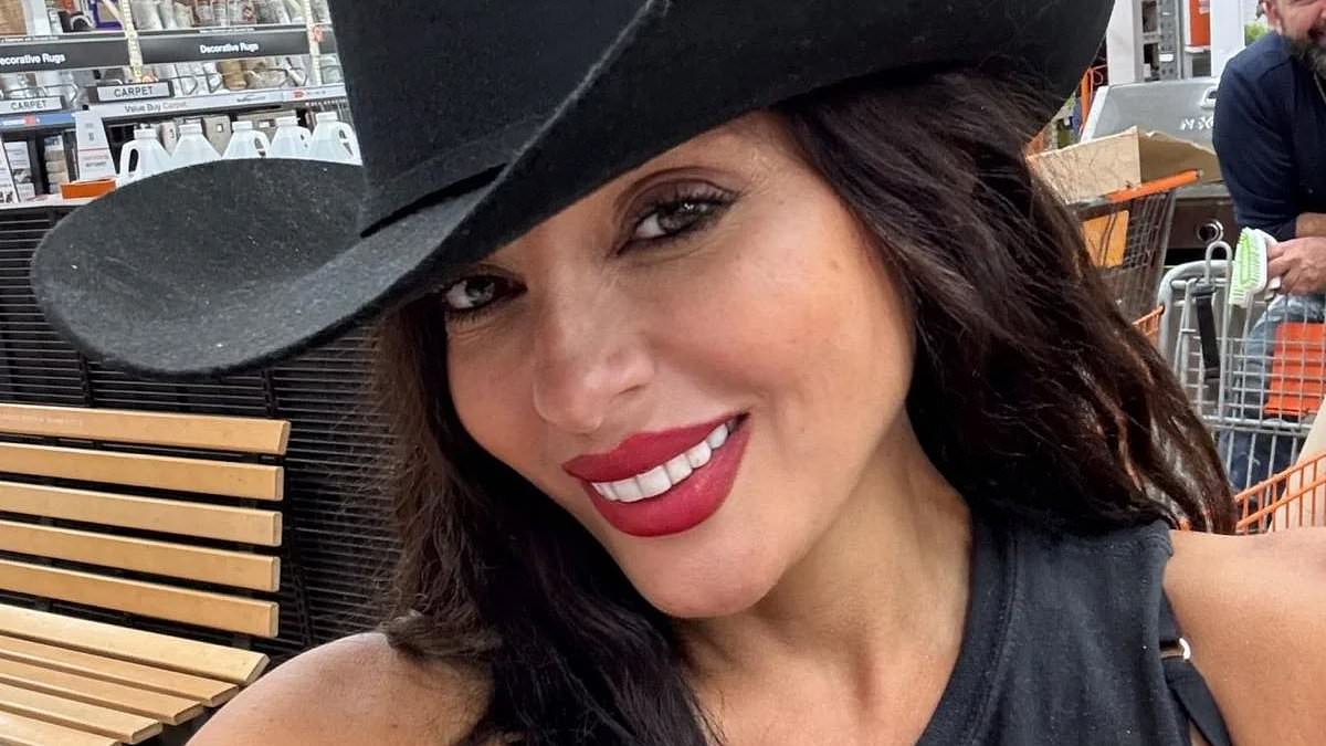 Canadian swimwear entrepreneur hurled in ICE custody after 'being beaten by her boyfriend'