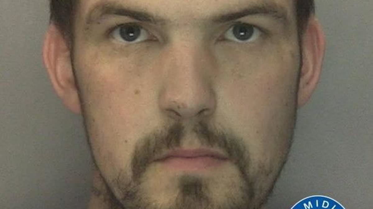 Honeytrap gang who kidnapped and battered their friend over £150 debt in 'vile' attack are jailed