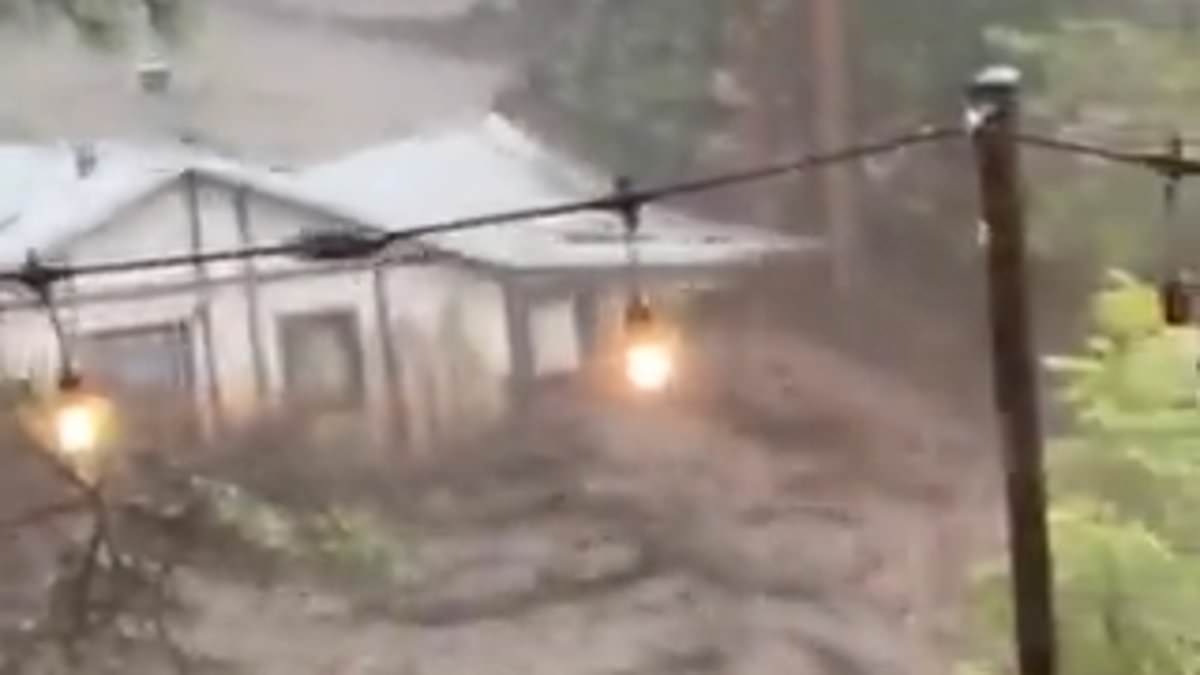 BREAKING NEWS Terrifying flood overtakes New Mexico town as residents urged to seek higher ground