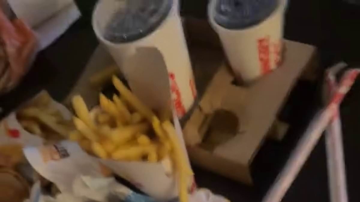 Aussies fuming after very bizarre discovery in their Hungry Jacks order