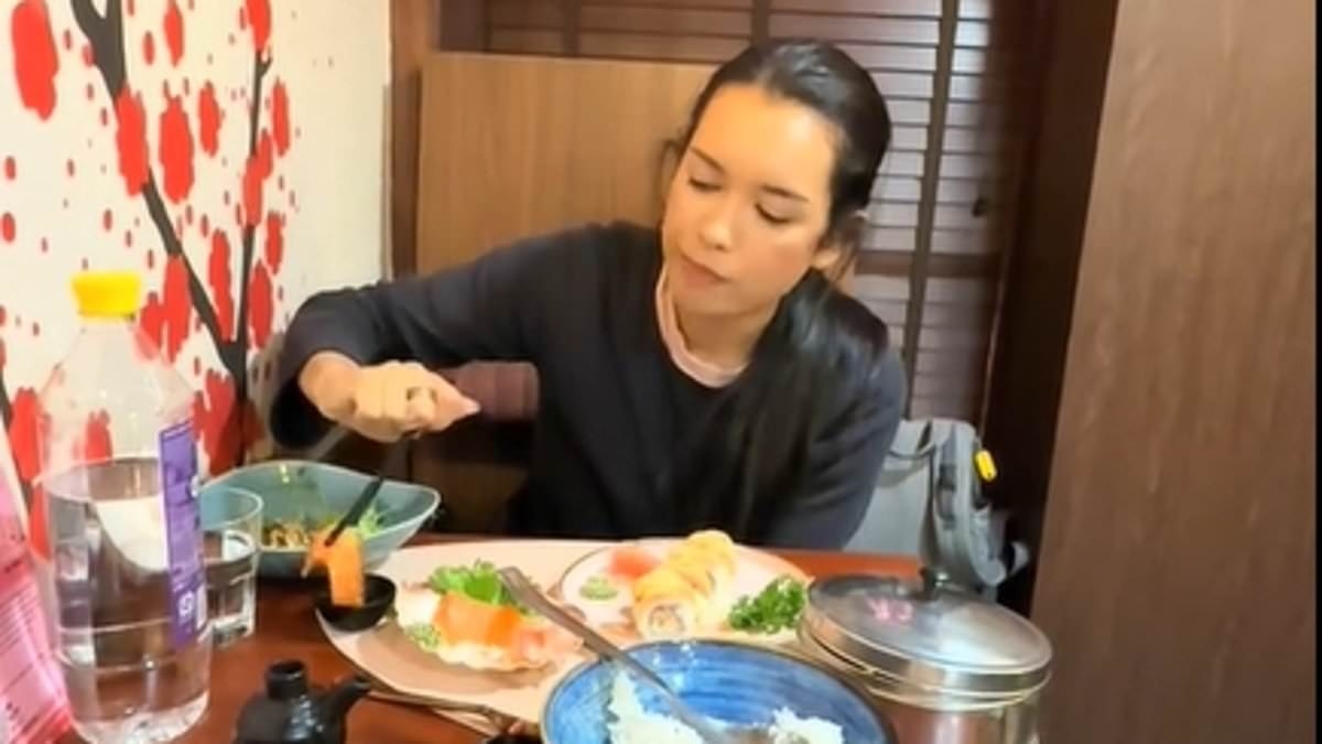 Holidaymaker's warning after food poisoning from popular dish left her hospitalised and unable to walk due to rare complication
