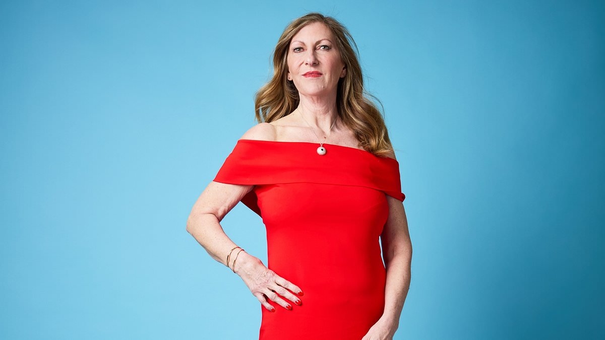 I used this brutal dating method to whittle 200 suitors down to just two - by spotting the 33 surprising red flags that all women need to know: LUCY CAVENDISH