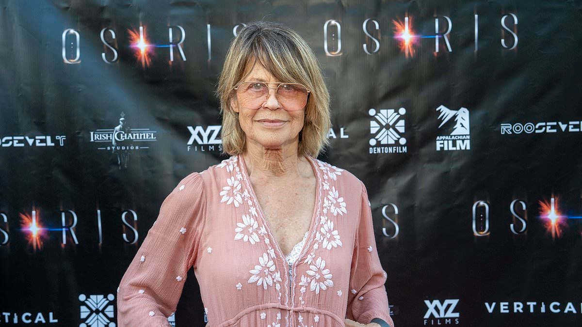 Actress best known for her work alongside Arnold Schwarzenegger looks unrecognizable... can you guess who?