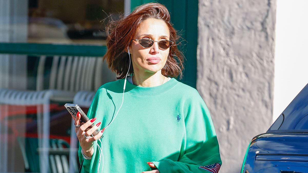 The claws are out: The Bachelor's Snezana Wood defies husband Sam with her very surprising move