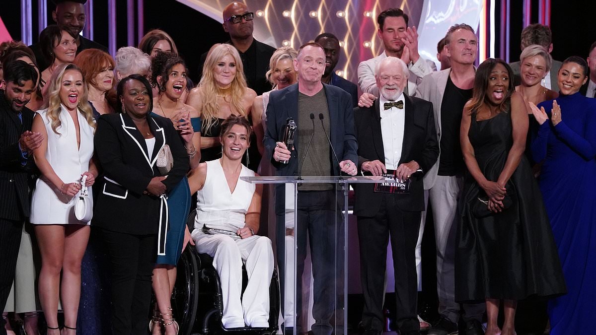 Legendary EastEnders star confirms epic return to Walford 19 years on from soap debut - promising 'unresolved drama and plenty of chaos'