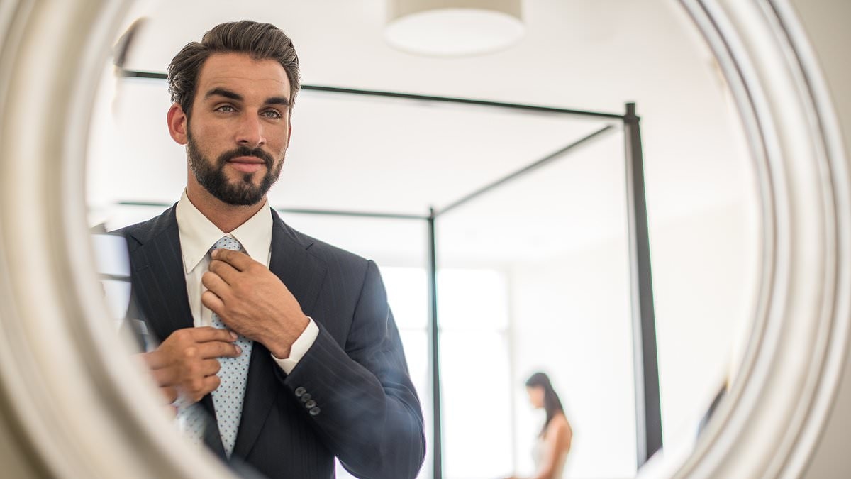 The common behavioural trait displayed by a narcissist - are YOU guilty of it?