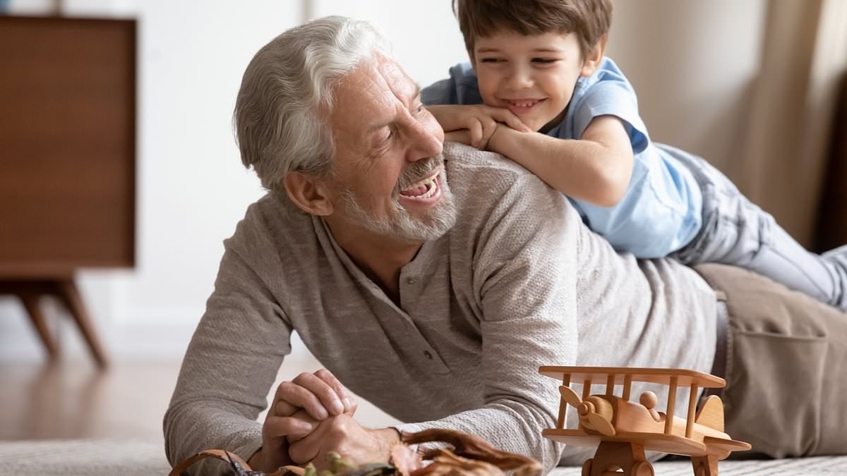 I'm a longevity expert, here's three things I'm doing that will mean I'm living to 100