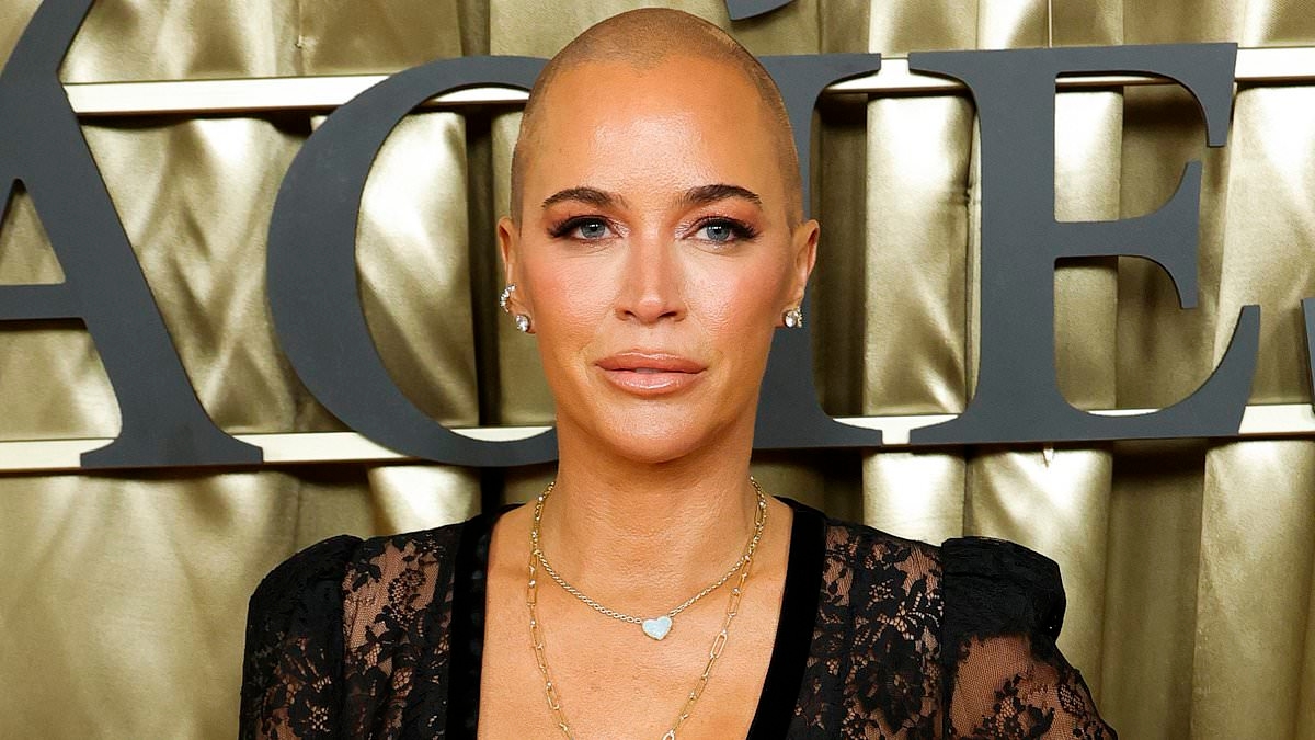 Teddi Mellencamp splits from new boyfriend after being trolled for dating amid stage 4 cancer battle