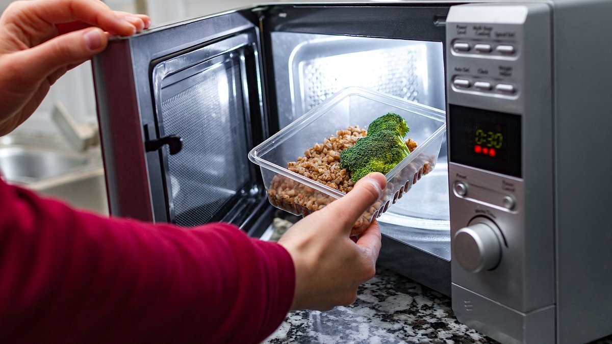 One in four Britons guilty of unsafe habits that risk deadly food poisoning: How many do you use?