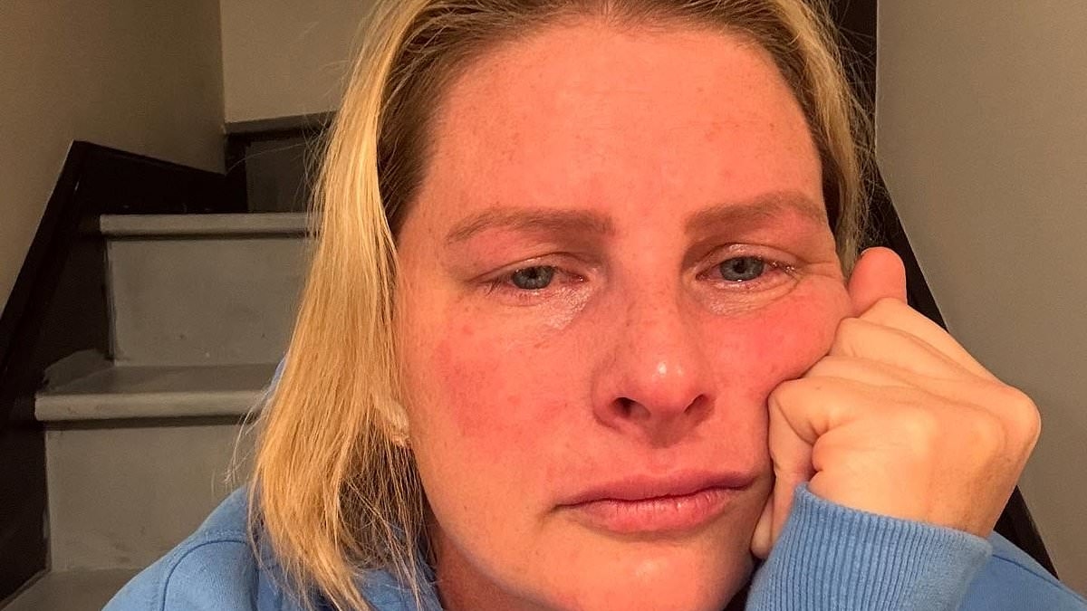 Olympic legend Leisel Jones opens up about mental health struggles after sparking concern on social media