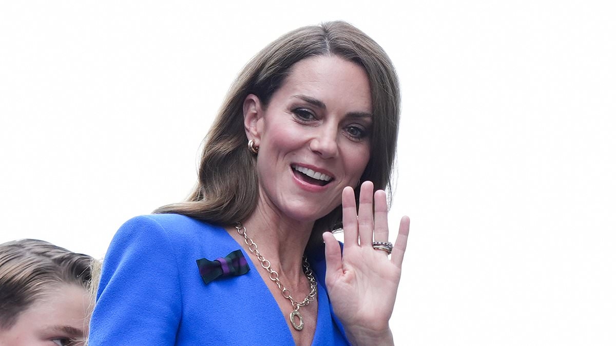 Princess of Wales dons royal blue frock and carries statement headpiece as she arrives at Wimbledon for men's final