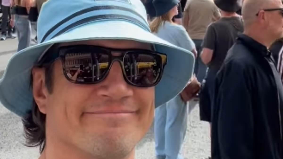 Vernon Kay hits back as fans question how he got multiple Oasis tickets as he shares video dancing at Manchester's Heaton Park after Cardiff gig