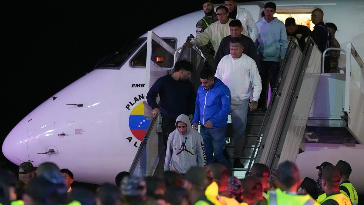 New ICE memo sparks migrant race against time