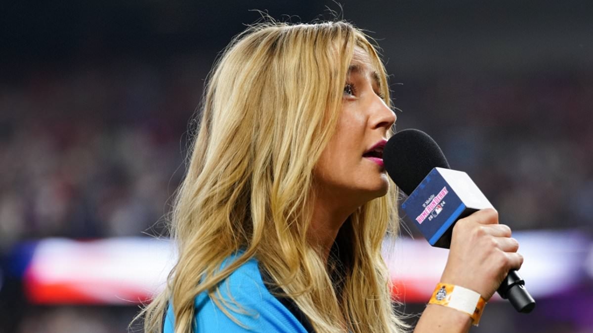 BREAKING NEWS MLB fans all say the same thing about national anthem at Home Run Derby one year after 'drunk' performance