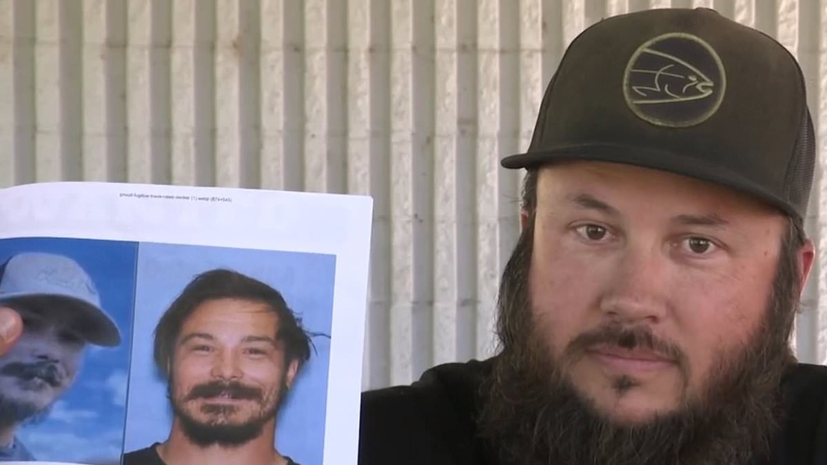 Travis Decker's doppelganger reveals the heart-stopping moment he realized US Marshals were hunting him