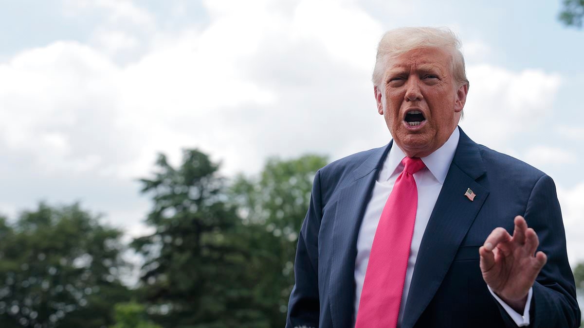 BREAKING NEWS Trump does U-turn saying Zelensky should NOT bomb Moscow despite wanting Putin to 'feel the pain'