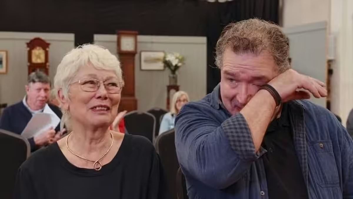 Bargain Hunt expert leaves pensioner sobbing as photographs that tell heartbreaking story sell for more than 100 times their value