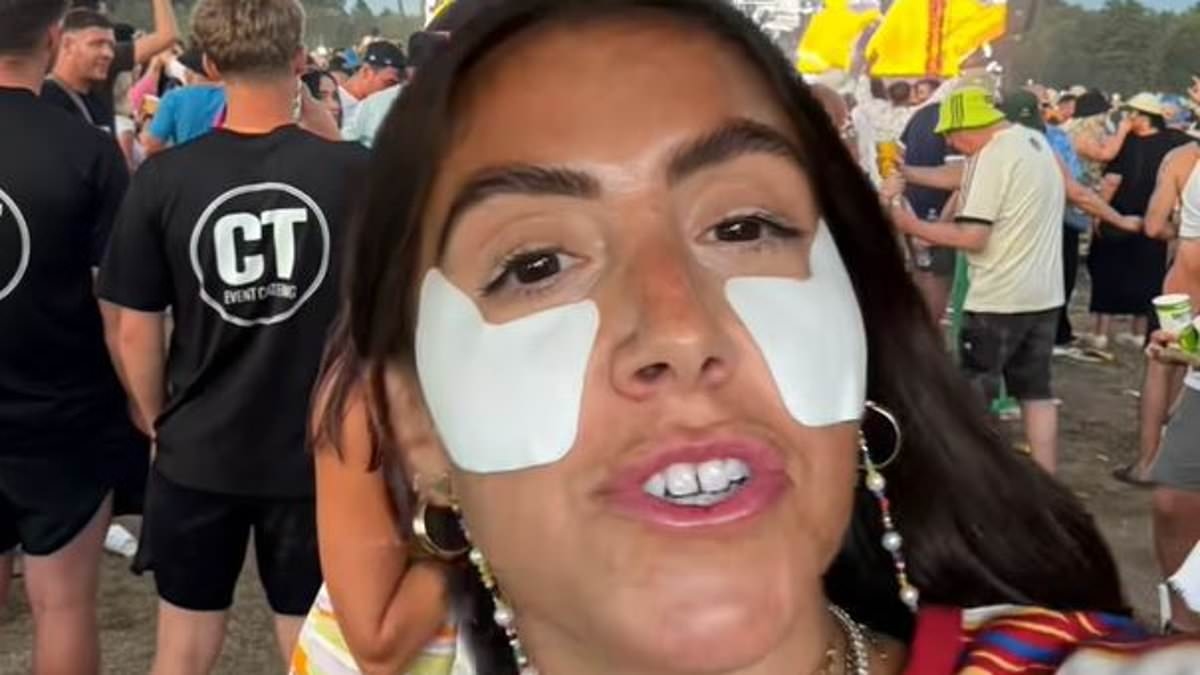 'Like wild animals!': American woman berates Oasis fans' behaviour at Heaton Park gig