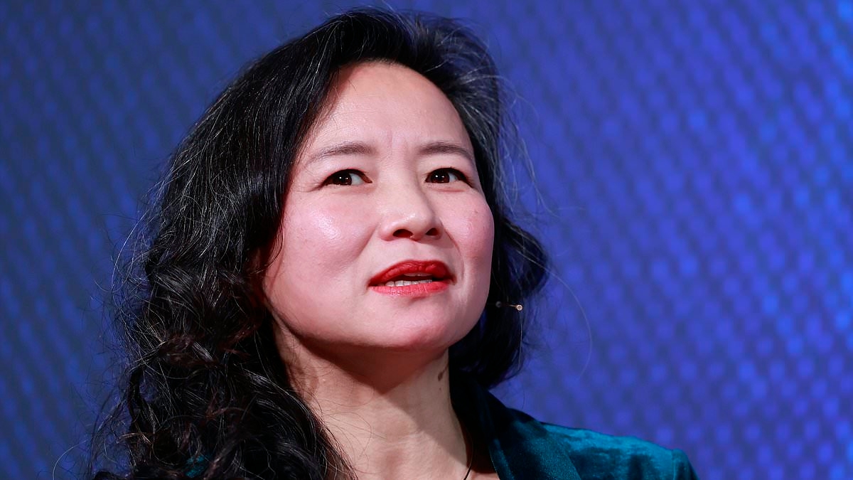 Australian journalist who was detained in China issues warning