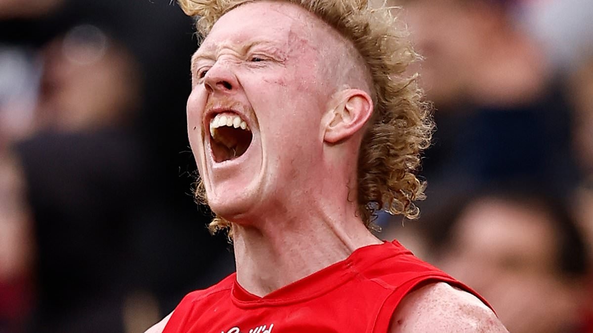 Melbourne Demons star Clayton Oliver targeted by thieves in home invasion ahead of 200th AFL game milestone