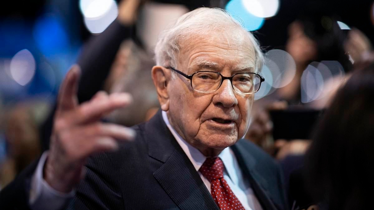 Warren Buffett's quiet moves send shockwaves through Wall Street: 'Canary in the coal mine'