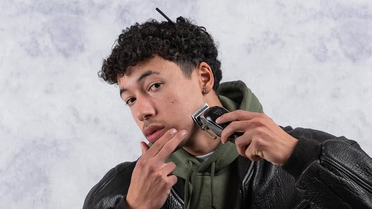 Hair-brained honeytrap: Bungling kidnap gang lure celebrity Belgian barber to London after they wrongly thought he had a £500k cryptocurrency fortune... then drop him off to catch train when plot unravels