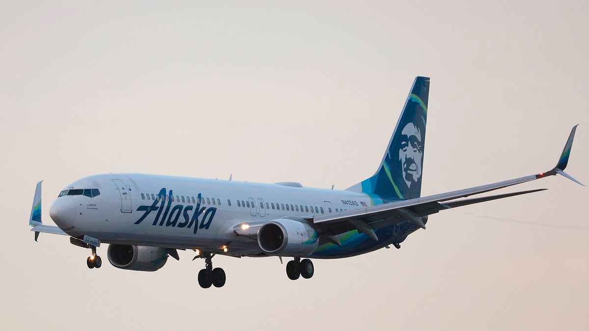 BREAKING NEWS Alaska Airlines requests ground stop for all its mainline aircrafts