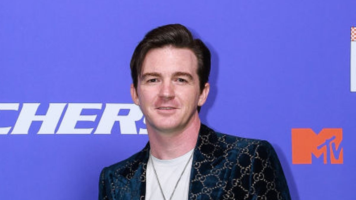 Child star Drake Bell fumes that he has been left struggling to pay rent while 'some fat cat with a cigar' 'is 'high on child labour' due to strict Nickelodeon payment terms