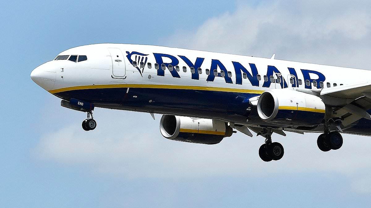 Music legend leaves Ryanair passengers STUNNED as they spot him on £47 flight to Bristol despite being worth a whopping £110M: 'He didn't even pay for fast track!'