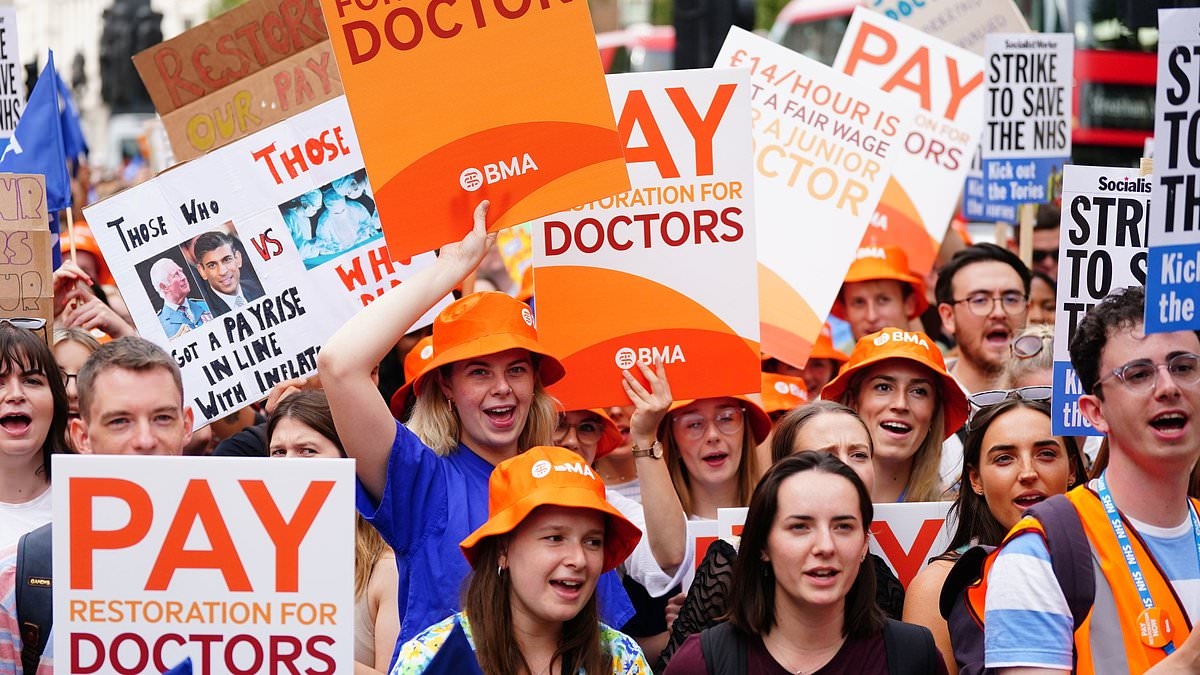 Consultants demand £6,000 to provide on-call cover for striking junior doctors this weekend - and even more if they actually do any work