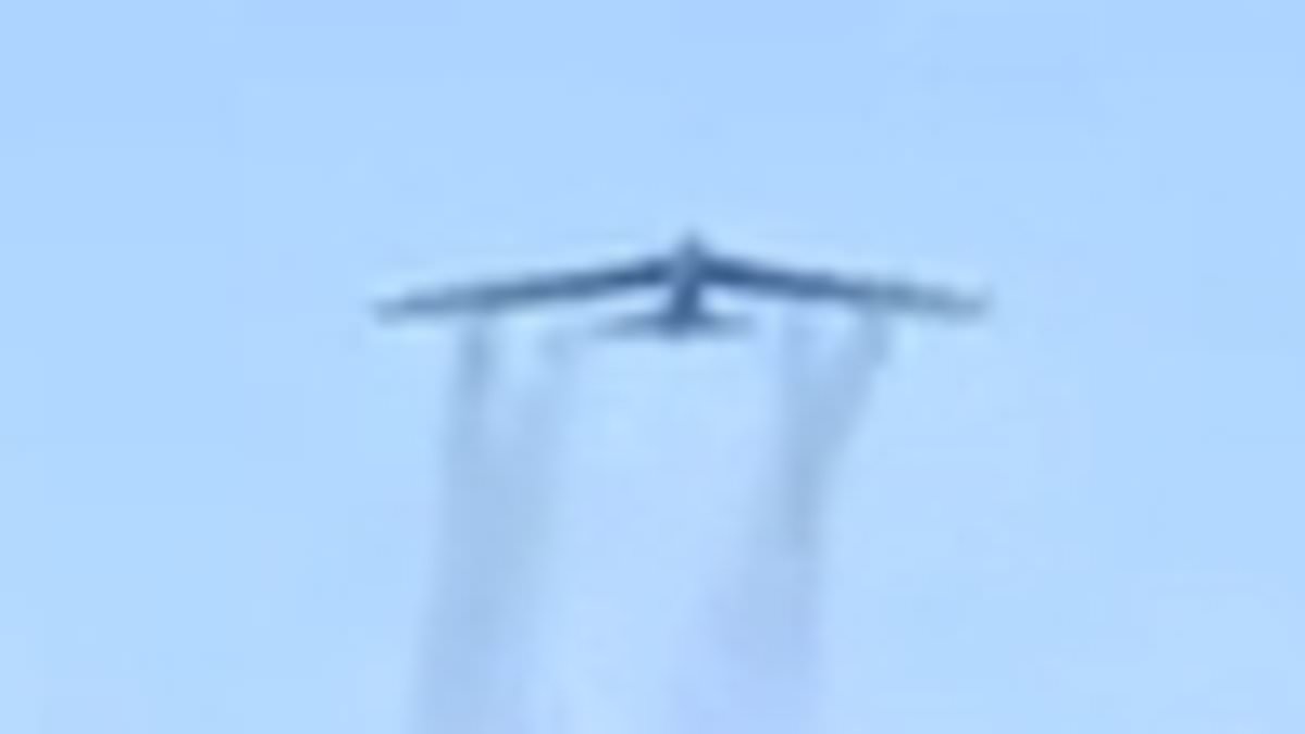 Delta airliner is filmed making 'aggressive maneuver' to avoid midair crash with B-52 bomber