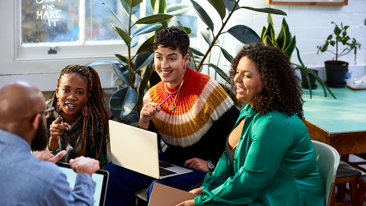 Tide turns against return-to-office refuseniks