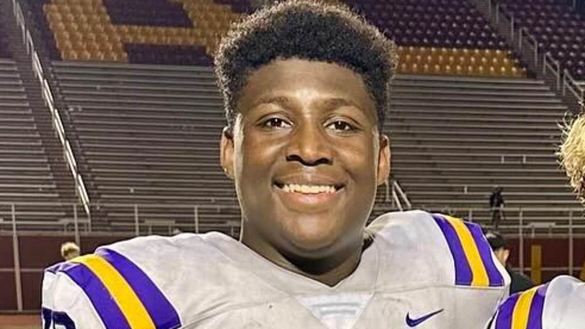 Autopsy for college football player who passed away suddenly at 18 reveals stunning cause of death