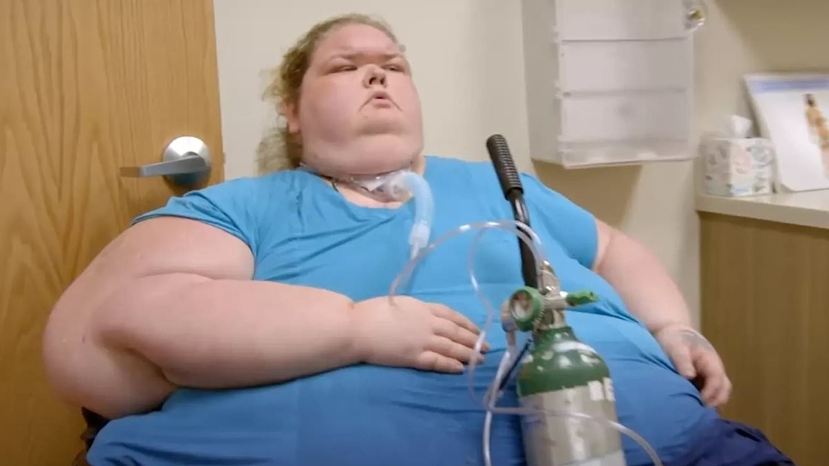 1000lb Sisters star Tammy Slaton unrecognizable in full-body photo after losing 500 lbs and skin removal op