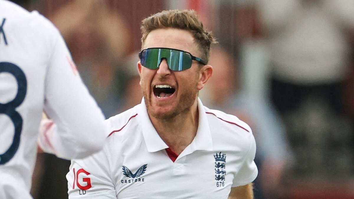 Liam Dawson brings control to England's attack - here's how he can put himself right in the Ashes mix, writes NASSER HUSSAIN