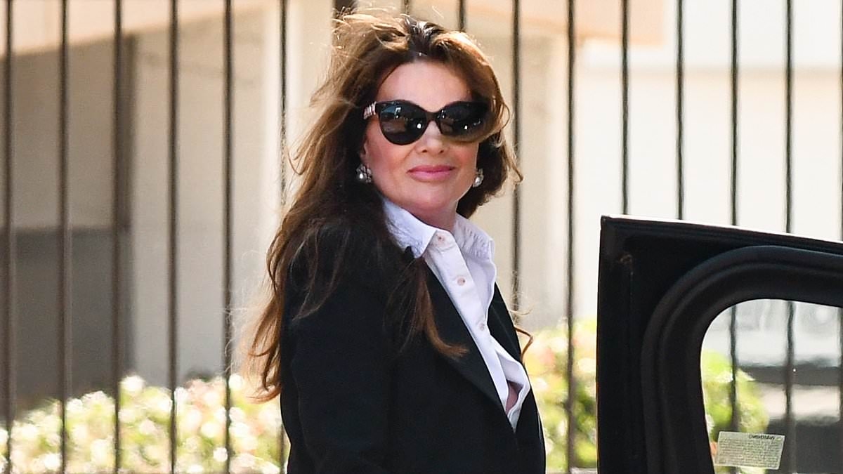 Lisa Vanderpump hits back at Scheana Shay's TV exploitation accusation