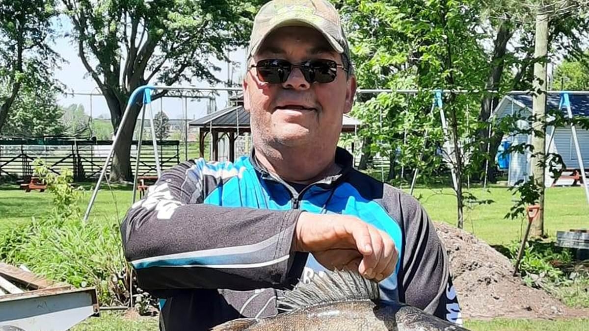 US Coast Guard accused of detaining fisherman in Canadian waters and tossing him in jail