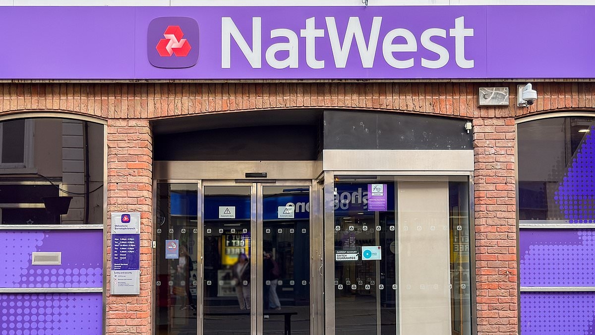 NatWest preps investor payouts as lender's profits soar