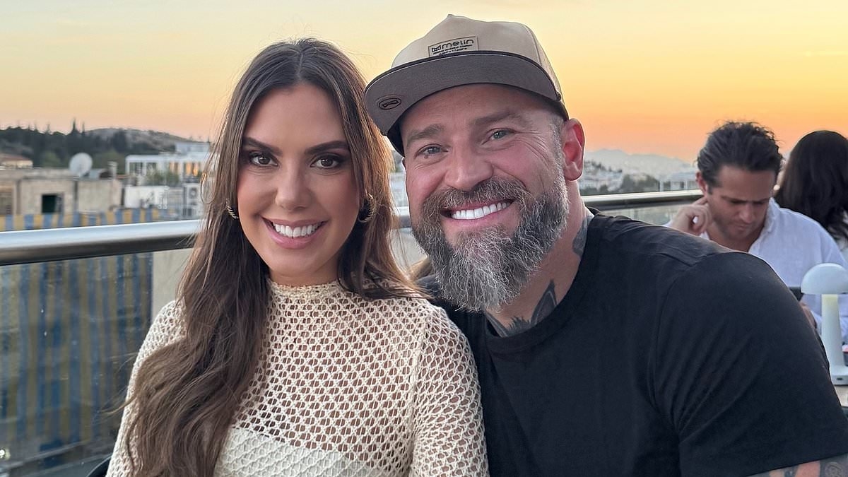 Country star Zac Brown engaged to jewelry designer Kendra Scott two months after debuting their romance