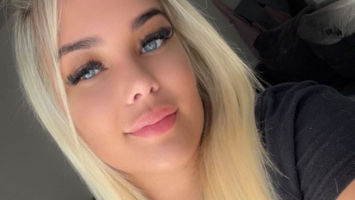 Woman, 22, who drunkenly carried seagull home 'bleached her whole house' after discovering it had bird flu